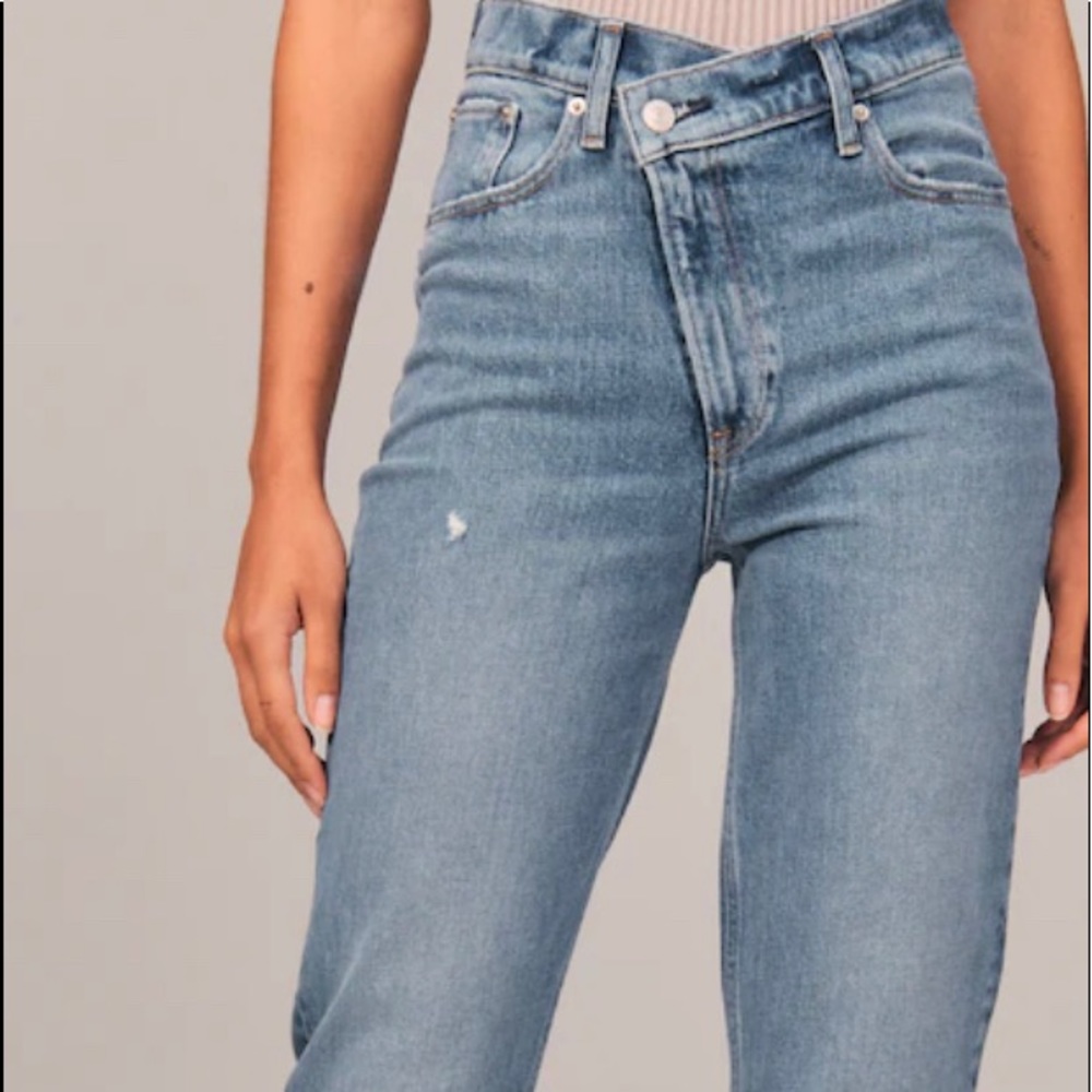 NWT Abercrombie 90’s for jeans